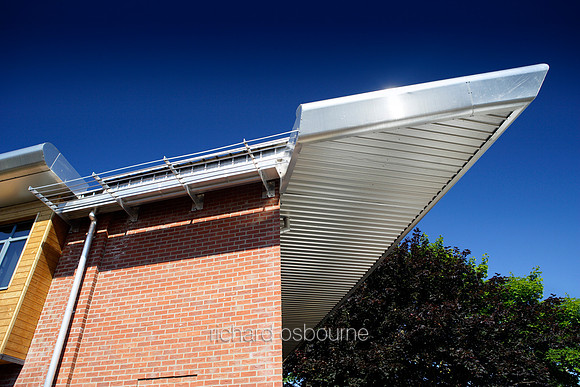 V5AR6  Roof Detail