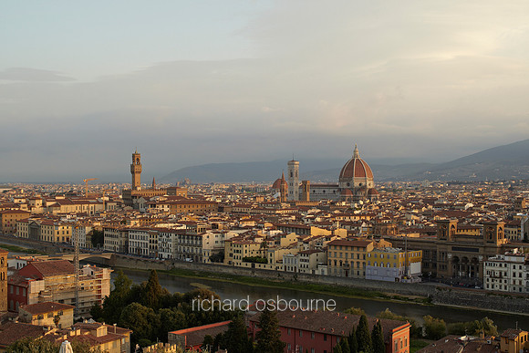 V6C3  Florence, Italy