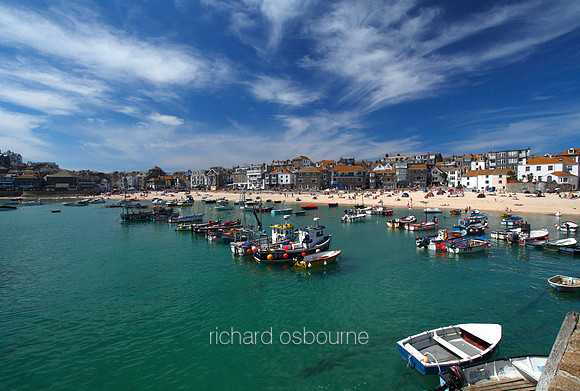 V5L28  St Ives Harbour, Cornwall, UK