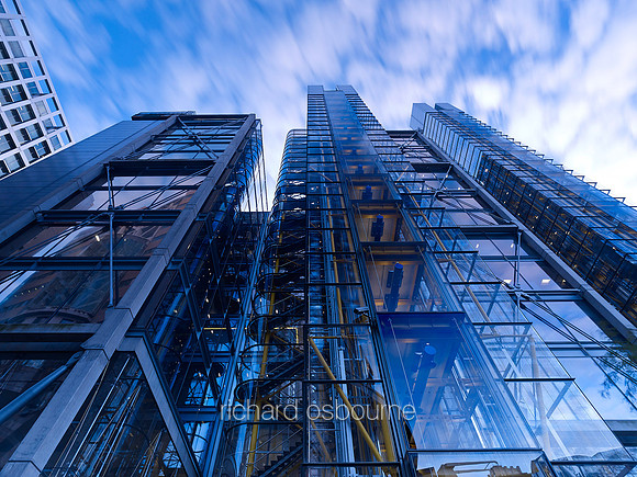 V7AR6  88 Wood Street, City of London, UK