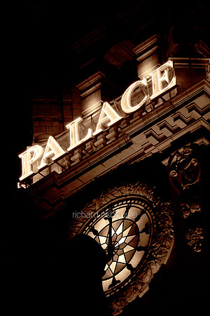 L1AR41 Palace Hotel Manchester