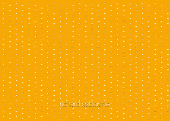 G323 Tangerine Hearts