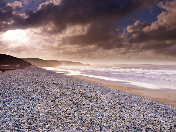 V6L25  Newgale Beach, St Bride's Bay, Pembrokeshire, Wales, UK