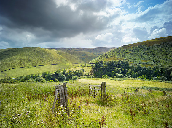 V8L24  Snake Pass, Peak District, Manchester, UK