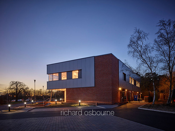 Leaf Systems, Norwich for LSI