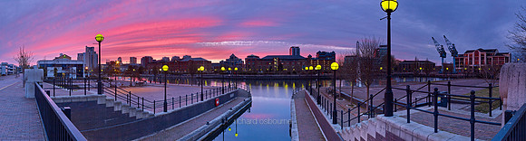 P3C28  Ontario Basin, Salford Quays, Greater Manchester, UK