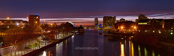 P3C29  Manchester Ship Canal and Salford Quays, Salford, Greater Manchester, UK