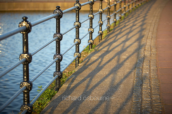 V12AR1  Railings, New Brighton, Wirral, Merseyside, UK