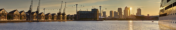 P4C17  Royal Victoria Dock, Docklands, London, UK
