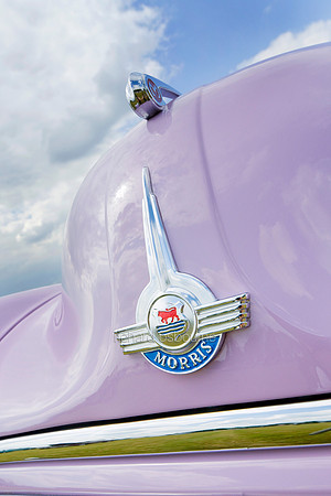 V5TP11  Restored Morris Minor One Million
