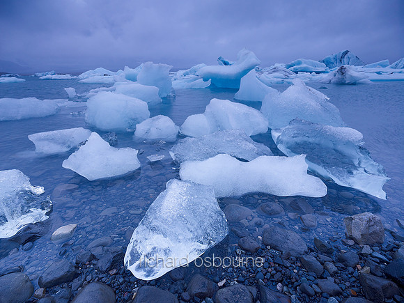 V6L51  Ice, Jökulsárlón, Iceland