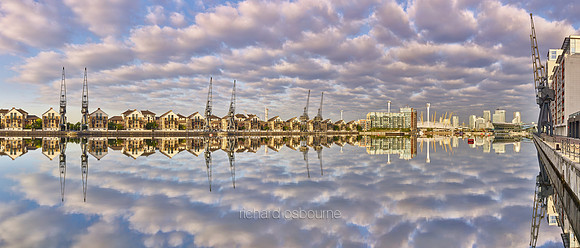 P4C22  Royal Victoria Dock, Docklands, London, UK