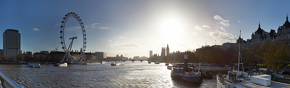 P3C48  The Thames from Waterloo Bridge, London, UK