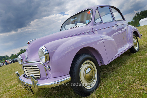 V5TP10  Restored Morris Minor One Million