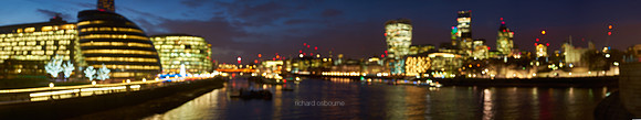 P4C44  Defocused Thames View - City Hall, City of London from Tower Bridge, London, UK