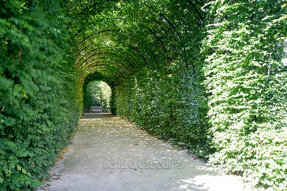 L1G1 The Alnwick Garden