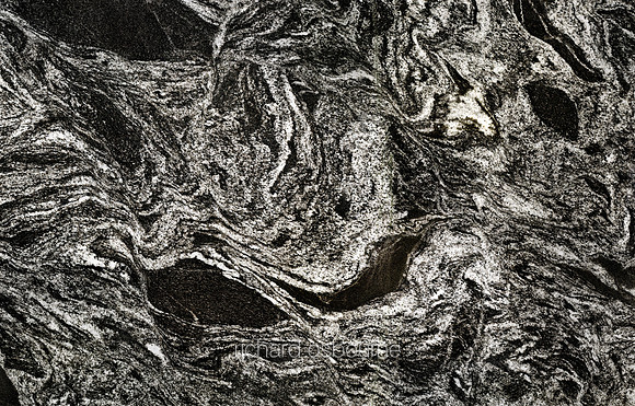 V10BG69 Seawave Granite Natural