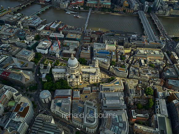 V11C14  Aerial View of London, UK