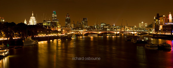 P2C19  The Thames, Looking East from Waterloo Bridge, London, UK