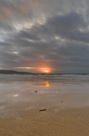 V5L12  Sunset, Broadhaven Beach, St Brides Bay, Pembrokeshire, Wales