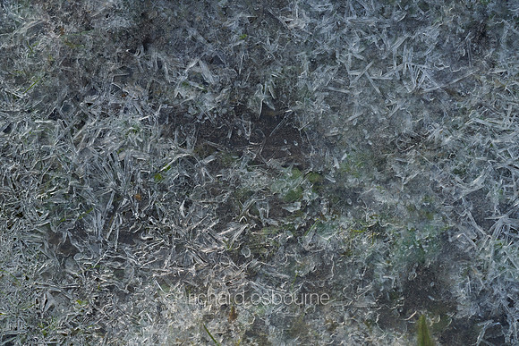 V15D1  Ice Crystals