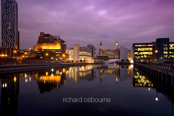 V2C9 Princes Dock and Liver Building, Liverpool