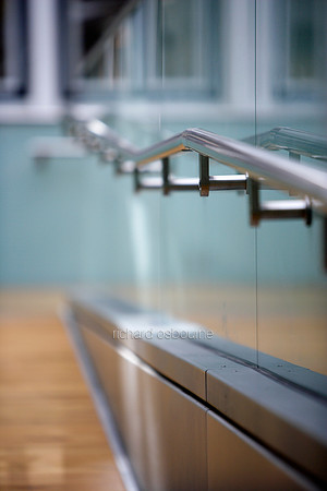 V5AR8 Walkway