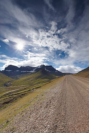 V6L67  Dyrfjöll Mountain, Bakkagerði, Iceland