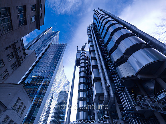 V6C23  Lloyds and Willis Buildings, City of London, UK