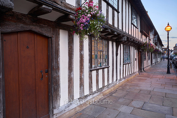 V10C23  Elizabethan Houses, Stratford-Upon-Avon, Warwickshire, UK