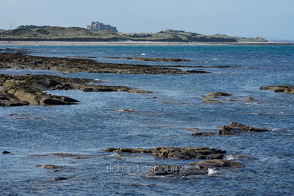 V12L1  Bamburgh Castle, Northumberland, UK