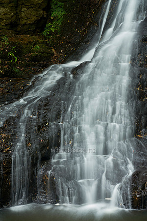 V12D14  Waterfall