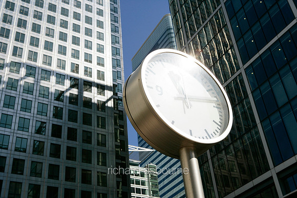 L1AR1 Clock, Canary Wharf