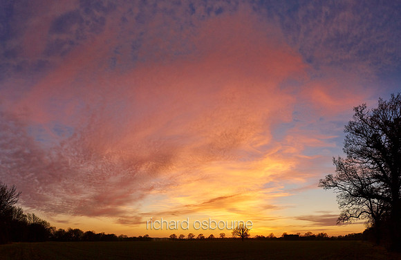 V9S2  Sunset, Fritton, Norfolk, UK