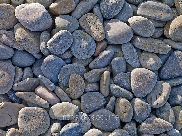V6D25  Pebbles, St Bride's Bay, Pembrokeshire, Wales, UK