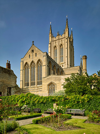 V12C14  Abbey Gardens, Bury St Edmunds, Suffolk, UK