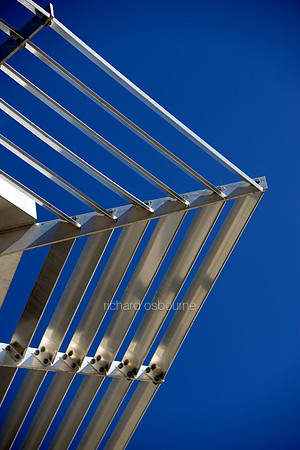 V5AR9  Brise Soleil