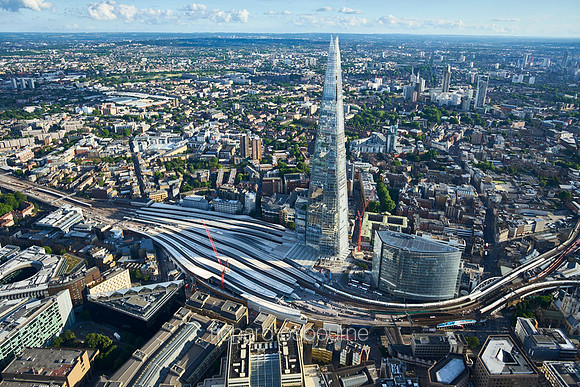 V11C27  Aerial View of The Shard and London Bridge Station, London, UK