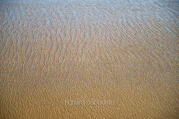 V14T128  Water Ripples