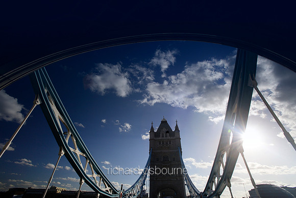 L1AR4 - London Bridge
