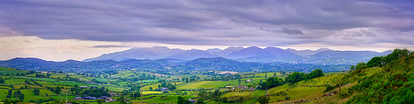 P5L53  Mountains of Mourne, County Down, Northern Ireland