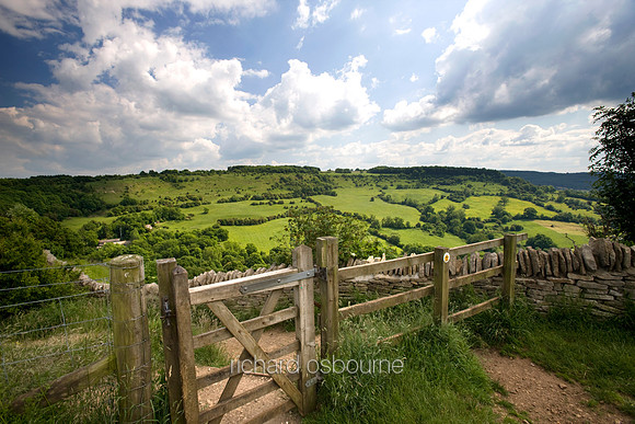 V3L12 Crickley Hill, Cheltenham