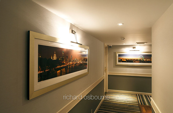 Mornington Hotel, Hyde Park   Framed Colour Fine Art Prints