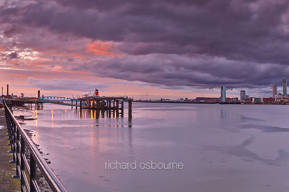V12C54  River Mersea, Liverpool, UK