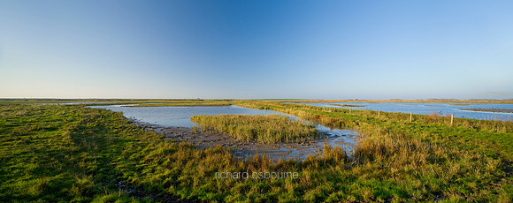 V4N44  NWT Cley Marshes, Cley-next-the-Sea, Norfolk