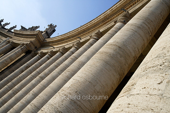 L1AR27 St Peter’s Square, Rome