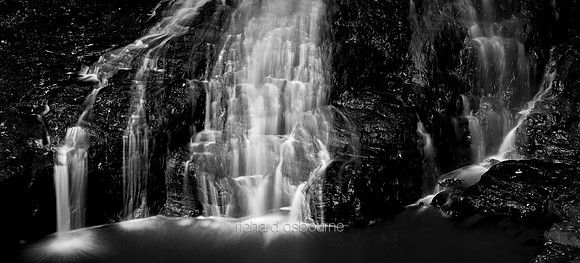 P4BW5  Waterfall