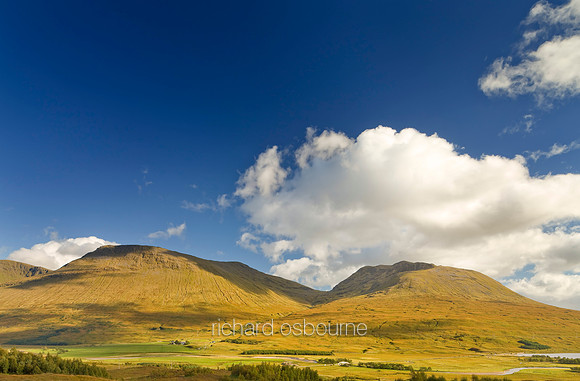 V4RS11  Beinn A' Chreachain and Beinn An Dothaidh, Black Mount, Scotland