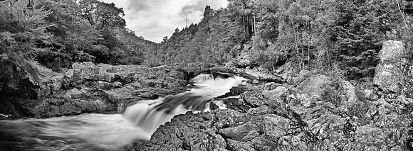 P3BW6   River Tummel, Linn of Tummel, Pitlochry, Perthshire, Scotland, UK