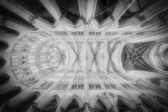 V19MA7  Beauvais Cathedral, (Cathédrale Saint-Pierre de Beauvais). France
